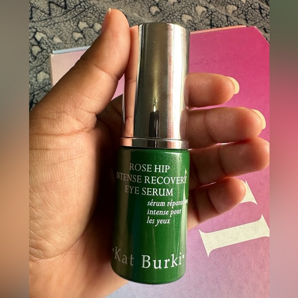 REVERSAL 🌸
ROSE HIP
INTENSE
✨RECOVERY EYE SERUM✨ - Picture 3 of 4